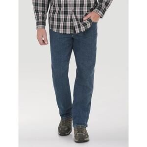 NWT Wrangler Men's Rugged Wear Performance Series Relaxed Fit Jeans